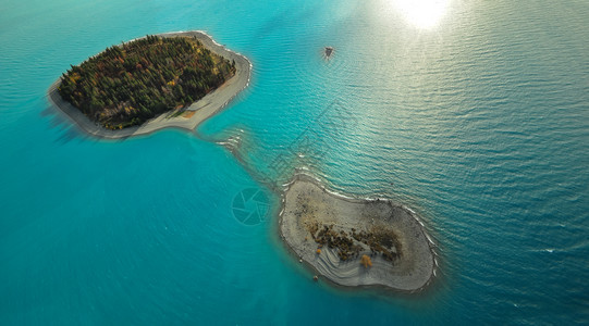 从空中看新西兰特卡波湖的风景图片