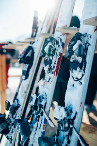 冬季运动滑雪设备图片
