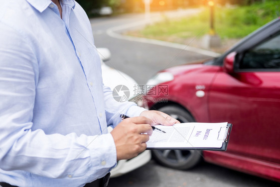 在审查事故后车辆商量签订协议图片