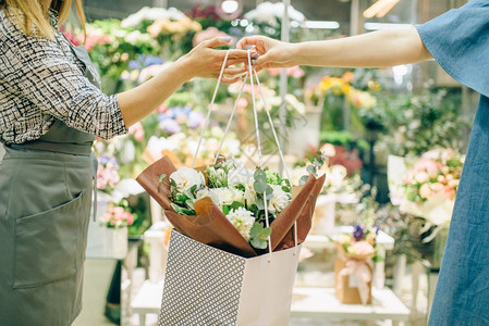 花店商业和女顾客图片