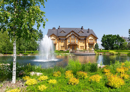 2015年5月27日乌克兰前总统亚努科维奇的住所图片