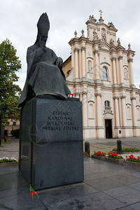 斯特凡维辛基雕像的圣约瑟佛教堂外图片