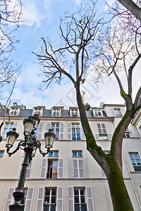迪拉克罗瓦决定居住的地方著名是巴黎最迷人广场之一图片