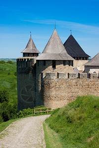 中世纪贵族古老的中世纪城堡夏天拍摄背景