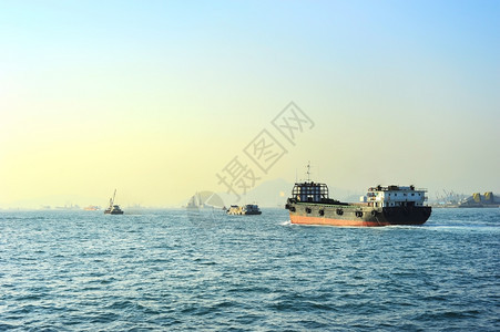香港的工业船图片