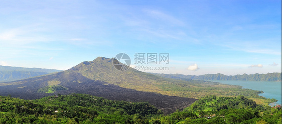 卡图尔火山图片