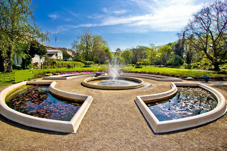 Croati省首府萨格勒布的喷泉和公园图片
