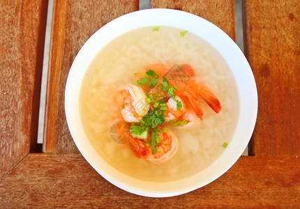 虾和大米汤图片