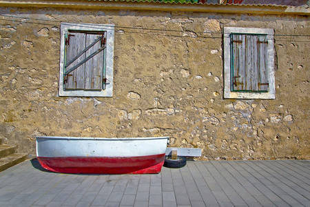 达马特古老的船街景Novigradcoti图片