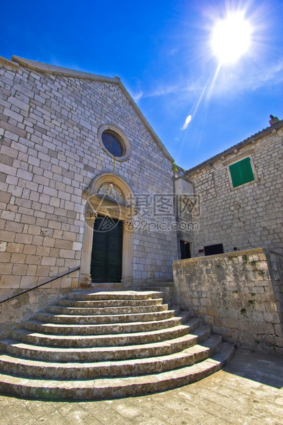 古法兰西修道院垂直视图达马提亚croati图片
