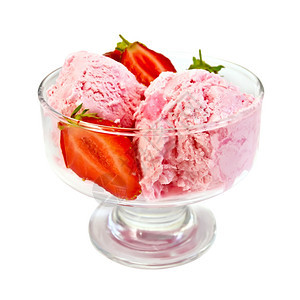 玻璃碗中的草莓冰淇淋白底草莓隔绝图片