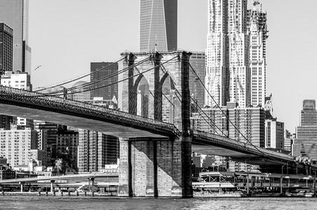 布鲁克林桥和纽约新城曼哈顿天线图片