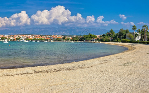 帕格岛Novalj村海滩dlmticroti图片