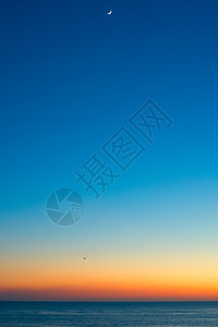 大海中的日落极简主义葡萄牙卡斯凯斯图片