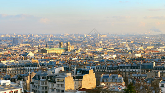 巴黎的天空线法国从神圣的心脏看蒙塔特sacreou的basilc图片