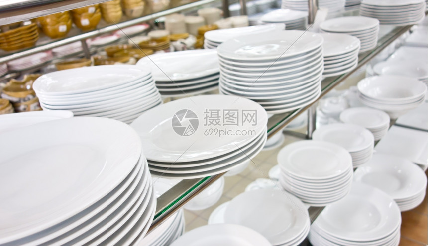 ,陶瓷,瓷器,清洁的,,,商业的,容器,餐具,晚餐,盘,,设备,玻璃,酒店,,厨房,厨房用具,光泽,整洁的,很多的,盘子,餐厅,图片