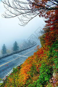 烟雾山的秋季图片