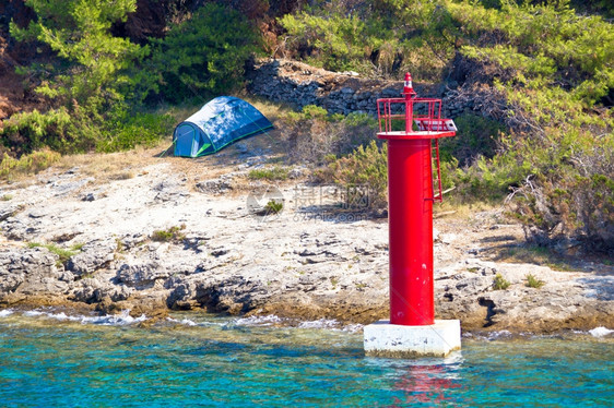 海边和灯笼的风景露营帐篷图片