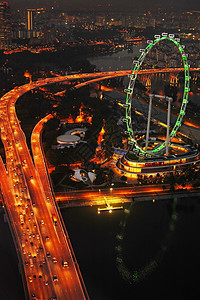 夜间Singrapoe传单的空中视图图片