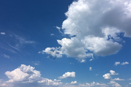 蓝天空背景图片