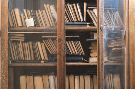 复古书架图片_复古书架素材_复古书架高清图片_摄图网图片下载