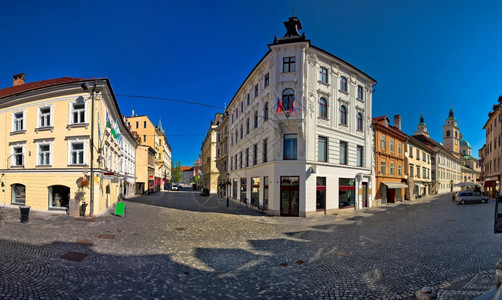 卢布尔雅那市中心科布勒广场斯洛维尼亚首府图片