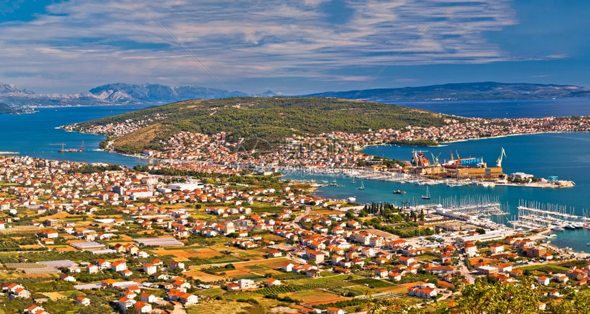 Trogi和cv岛dalmticroti的空中全景图片