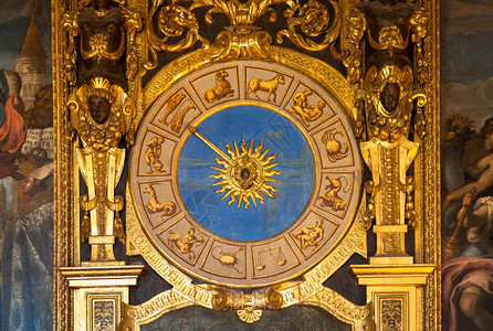 雪松意大利文详细描述钟的天文在巴拉佐杜格尔图片