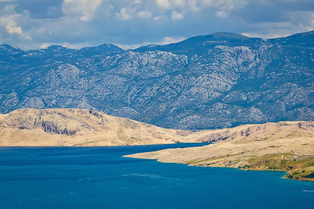 帕格岛和韦列比特山croati图片