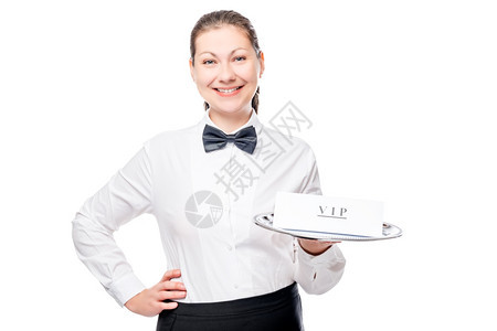 穿着衬衫和弓领带的女服务员横向肖像图片