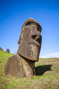东岛兰诺拉巴库火山东岛和奇尔的莫阿西雕像图片