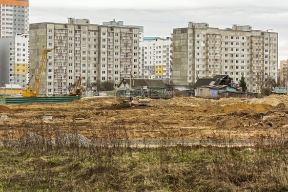 belarusmink2104拆除私营部门和建造一座有高楼的新小区图片