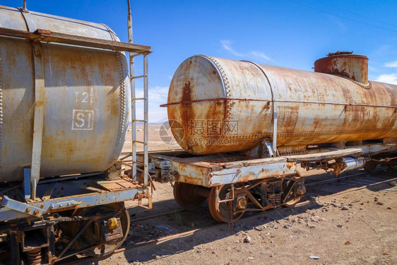 美国南部玻利维亚沙漠的旧火车站玻利维亚沙漠的旧火车站图片