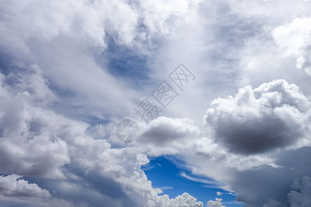 戏剧阿根廷沙漠云层天空背景戏剧天空图片
