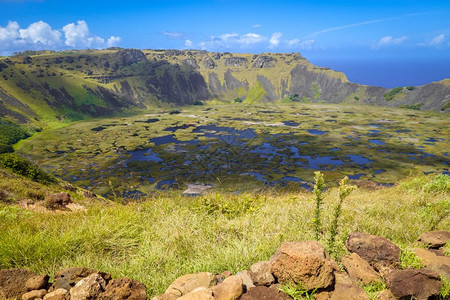 东岛的诺卡乌火山口东岛的奇莱图片