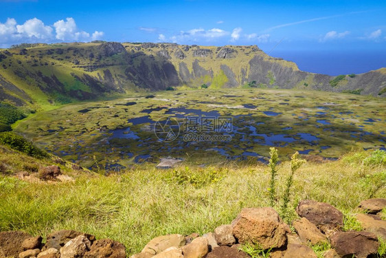 东岛的诺卡乌火山口东岛的奇莱图片