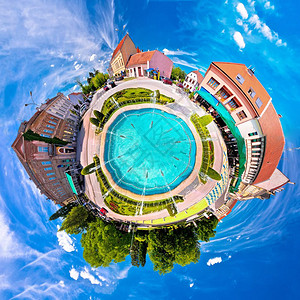 科普里夫尼察镇喷泉和平方地球视角图片