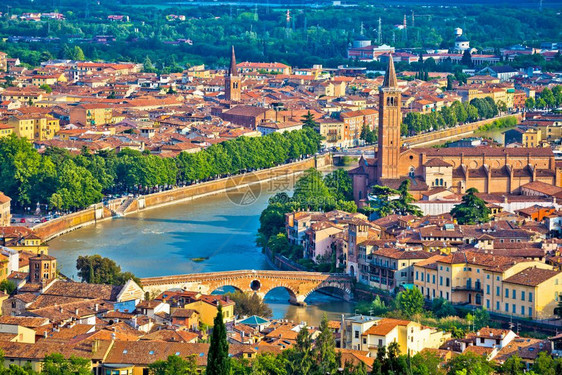 Verona和digpe河空中观光意大利平原地区的旅游目图片