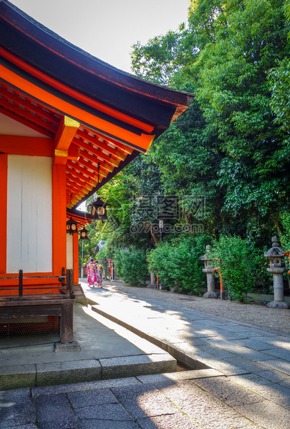 在马鲁亚山的日本花园京都雅潘的寺庙里在马鲁亚山花园雅潘的寺庙里图片