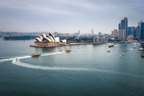 Sydne市中心和歌剧院全景澳洲悉尼市中心和澳洲歌剧院图片