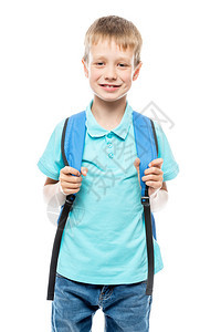 带着书包的男孩准备去上学图片