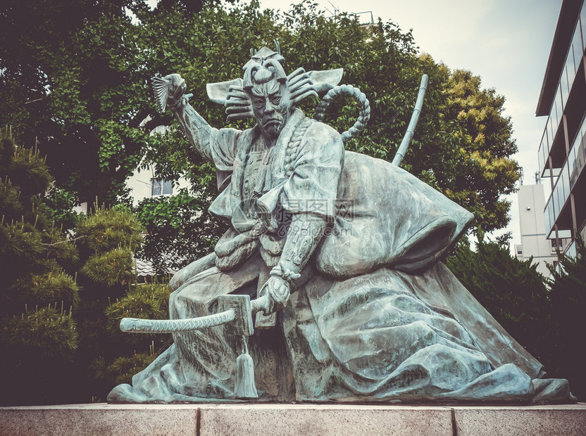 日本东京关农寺的武士雕像日本东京森森寺的武士雕像