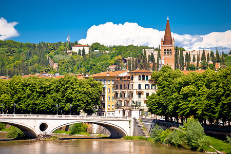 Verona桥和Adige河视图意大利平原区域图片