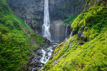 中禅寺湖Kegon瀑布地貌靠近chuzenji湖Nkojapn瀑布Japn背景