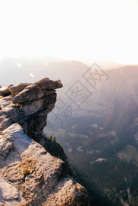 Yosemit公园的Yousemit河谷冰川点图片