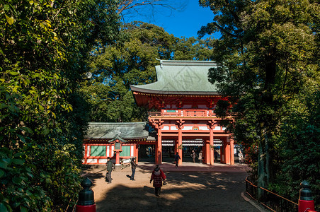 201年月日秋天阳光明媚的山川津贾神庙美丽的红门图片