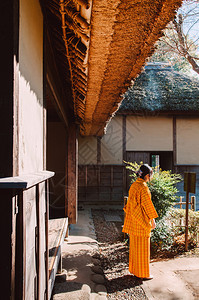 201年月日chibajpn旧木头屋顶是日本武士之家的旧木头图片
