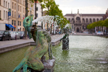 比利时广场是旅游者最喜爱的地方图片