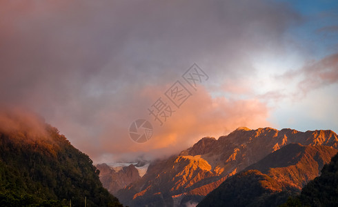 新西兰日落时图片