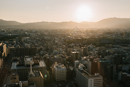 京都城市的景色以电影古代风格的日出图片